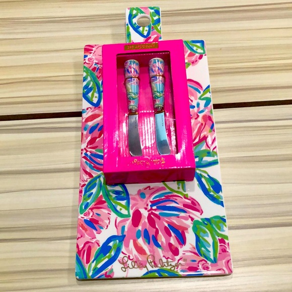 Lilly Pulitzer Other - 084 - NWT Charcuterie Board & Cheese Spreader Set